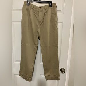 Gently used mens Nautica khaki pants sz 30 x 30